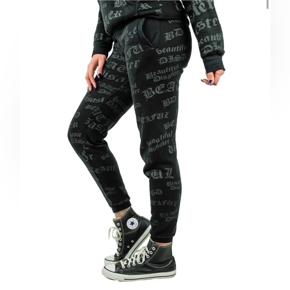 NEW Beautiful Disaster Identity sweatpants - Picture 2 of 12